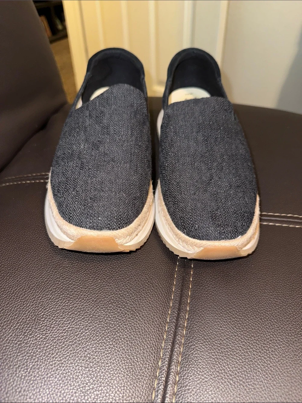 NWOT Toms Black Espadrille Platform Slip-On